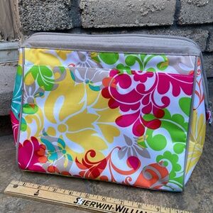 Thirty One Gifts Large Cosmetic/Toiletry Travel Bag